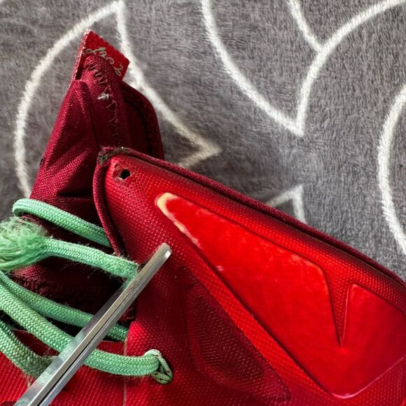 Nike LeBron 10 Christmas 2012 Red/Green OG Basketball Shoe Sz 10.5